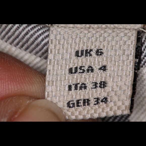 Burberry Kensington Trench Size US4 - Picture 7 of 14